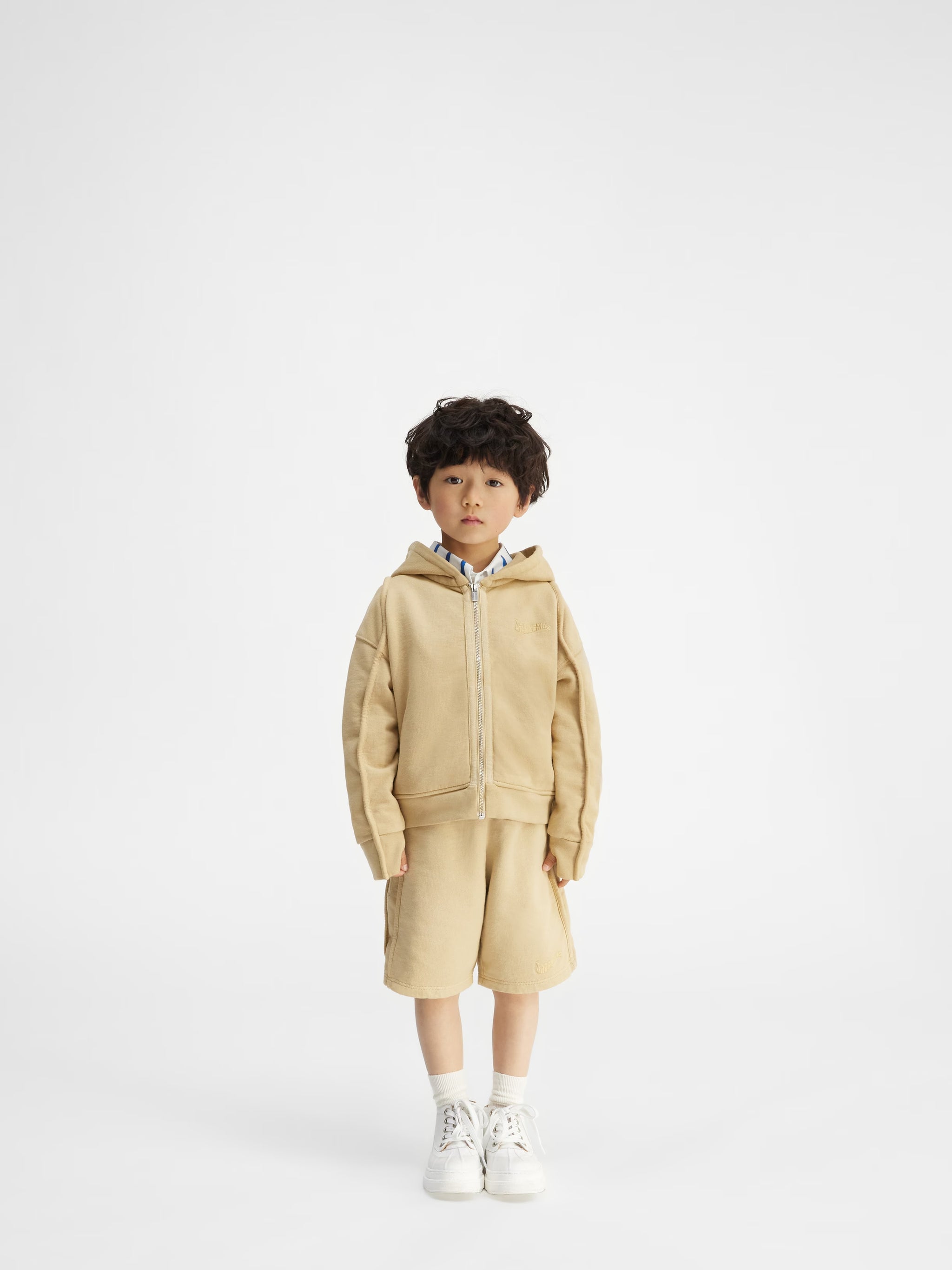 Jacquemus Kids Camargue Shorts (Dark Beige)