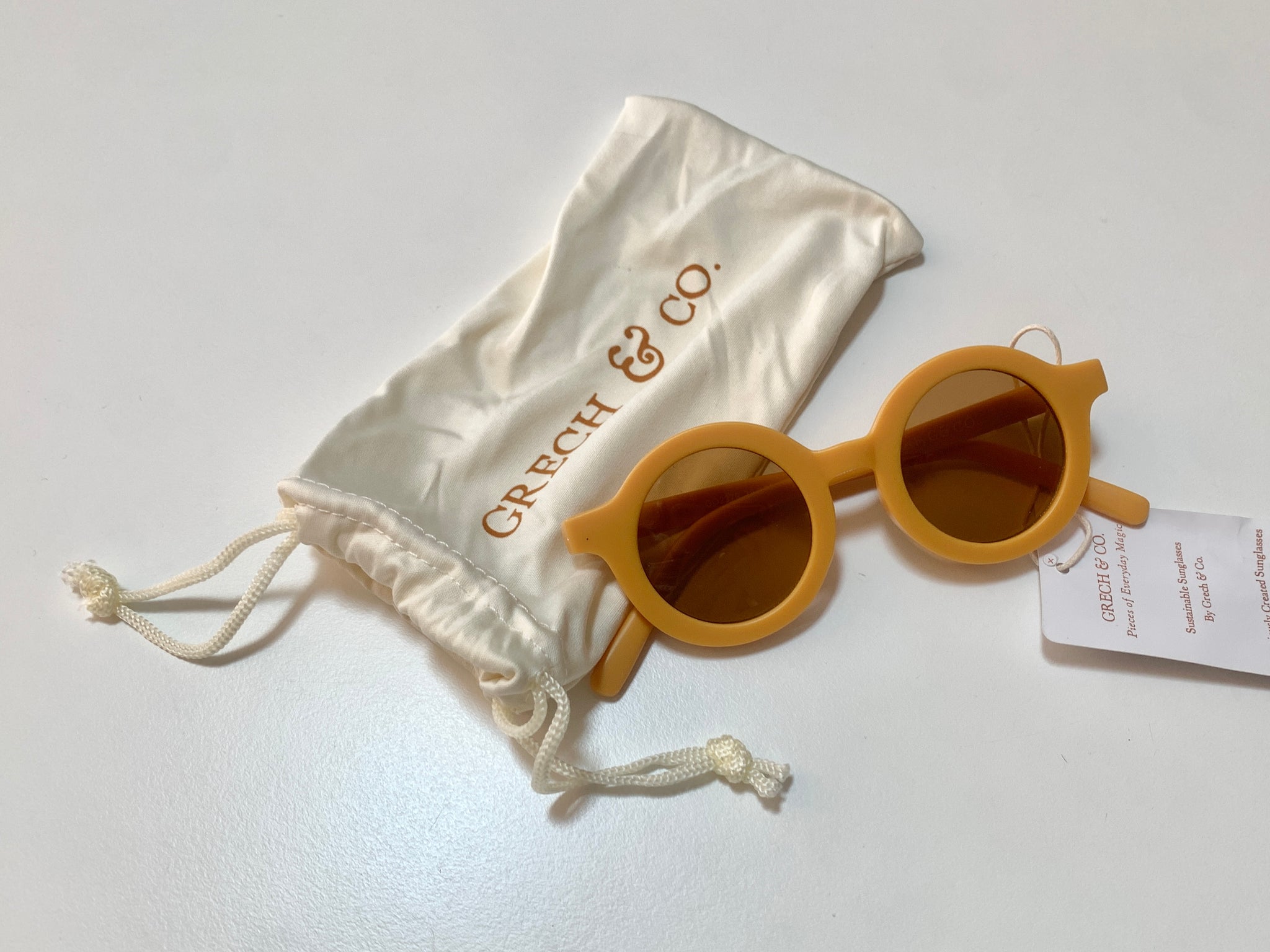 24SS Greg &amp; Co Original Round Sunglasses (Golden)