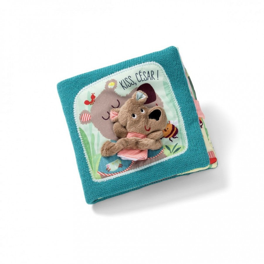 Lily Petit César Hug Play Book