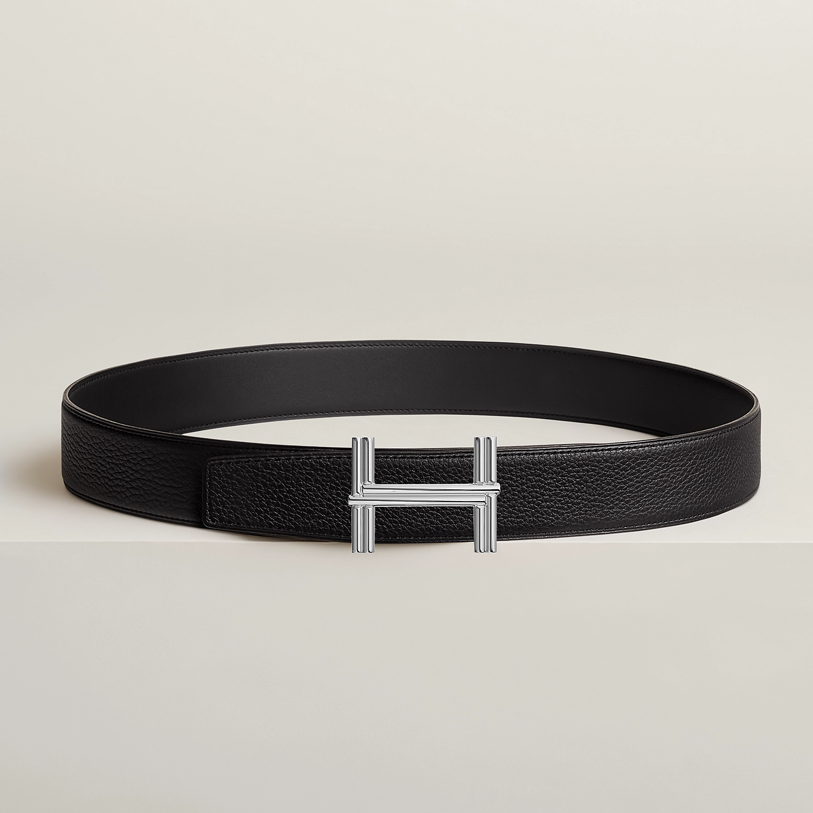 Hermes Men's Traverse Belt Buckle &amp; Reversible Belt Leather 38mm (Black)