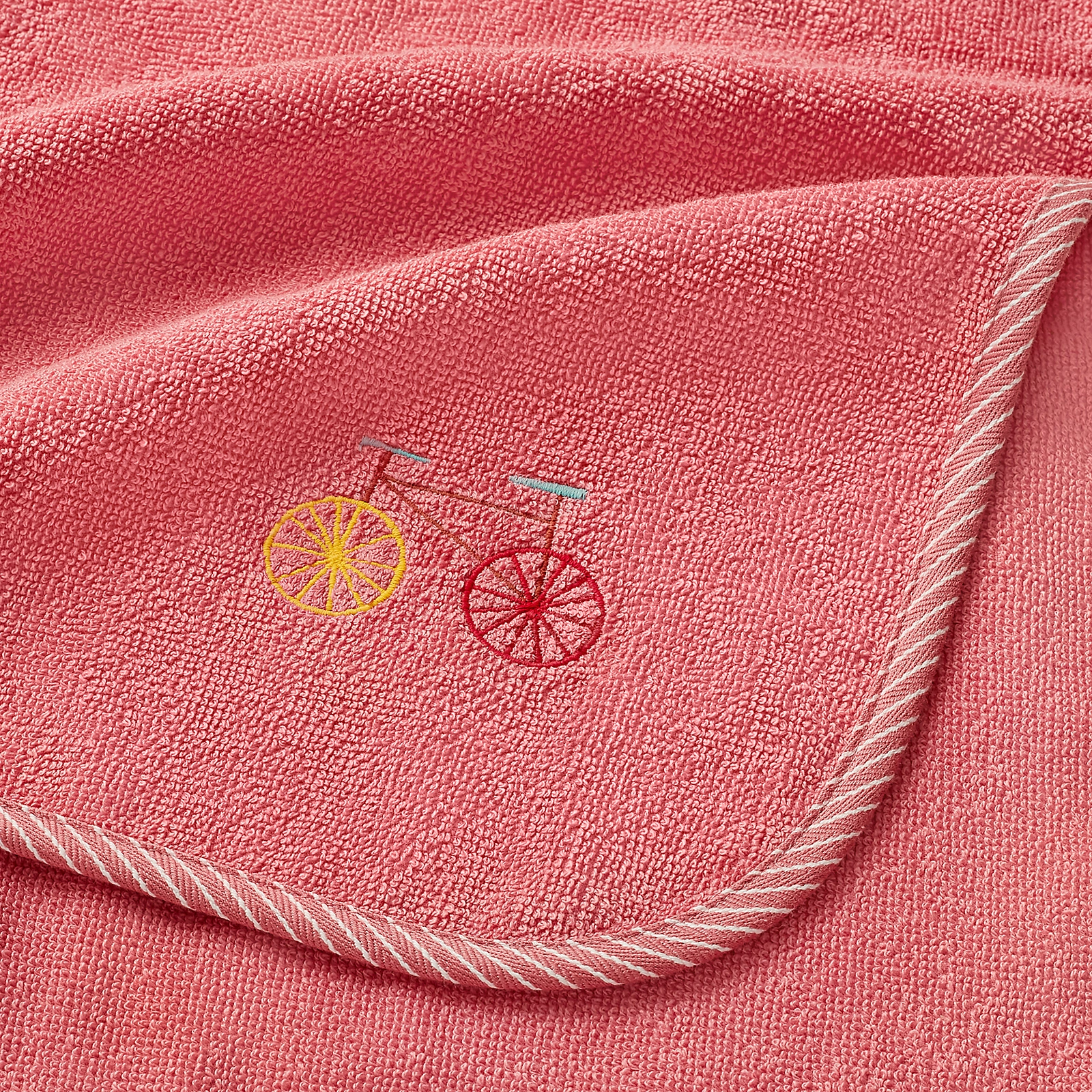 Hermes Les Cabanes Poncho Bath Towel (Raspberry Rose)